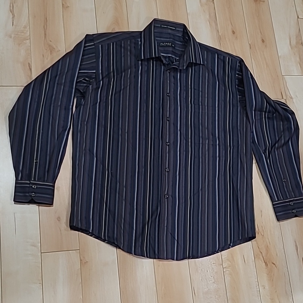 Alfred Sung men's large shirt